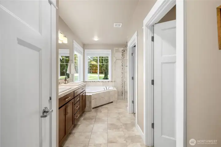 Spa-inspired 5-piece primary bath...