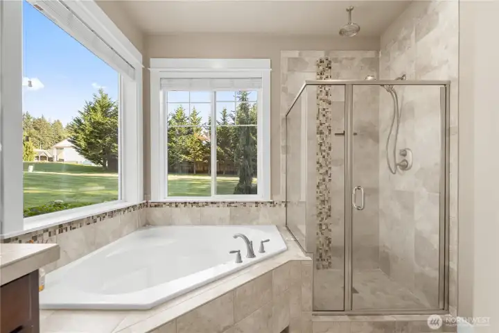 Soaking tub & tile shower!