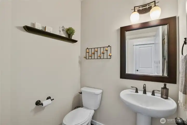 Powder room Powder room