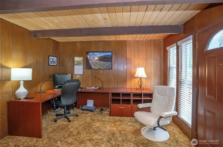 Living area offers flexible space that can easily accommodate a home office. Living area offers flexible space that can easily accommodate a home office.