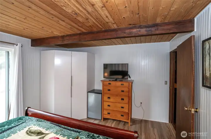 Additional view of the finished flex space, offering versatility for a bedroom, office, hobby room, or other lifestyle needs. Additional view of the finished flex space, offering versatility for a bedroom, office, hobby room, or other lifestyle needs.