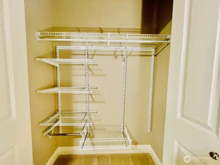 Custom Closet Bed-2 Custom Closet Bed-2