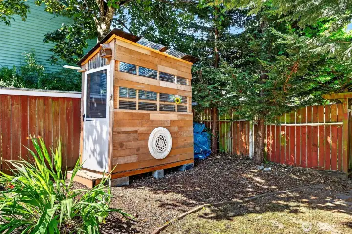 Shed