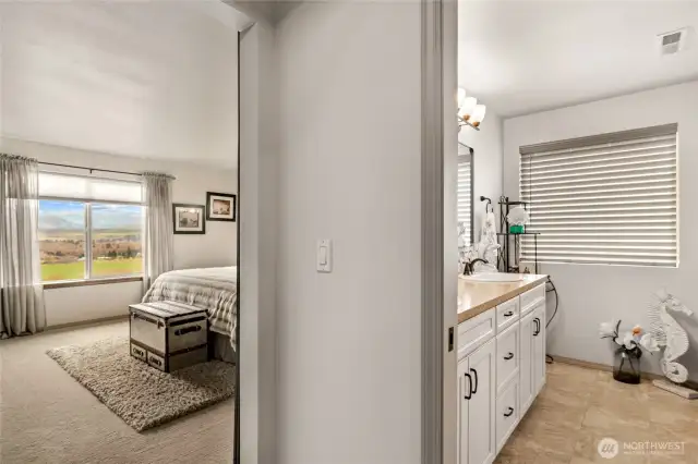 Master Bed & Bathroom