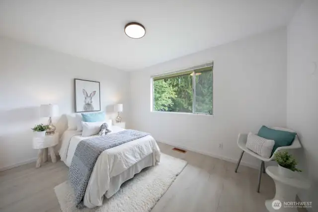 3rd upper bedroom