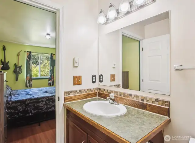 Primary bath