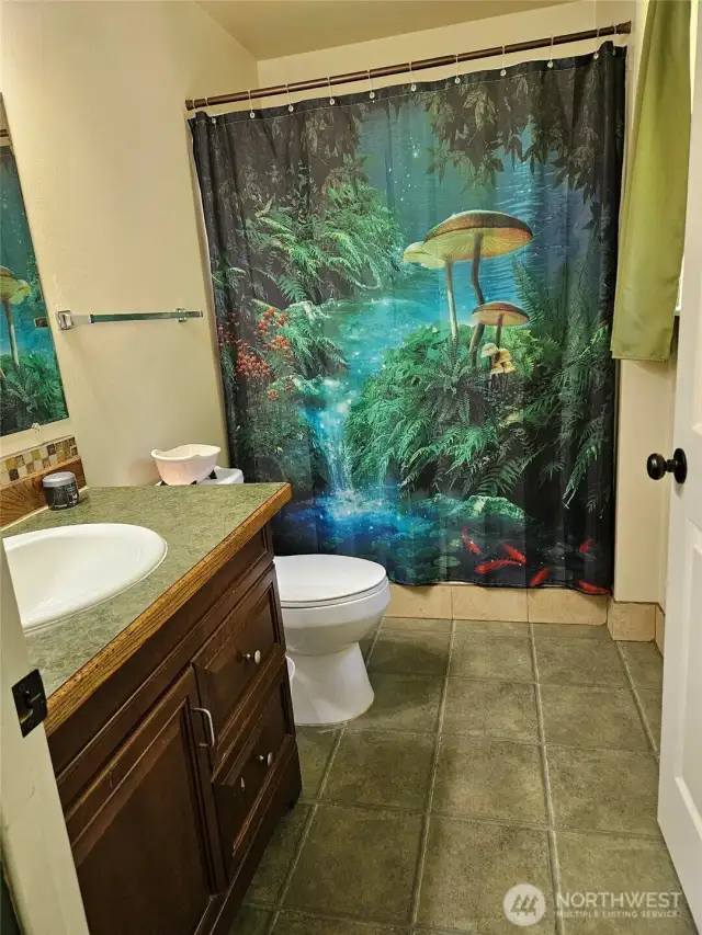 Primary bath