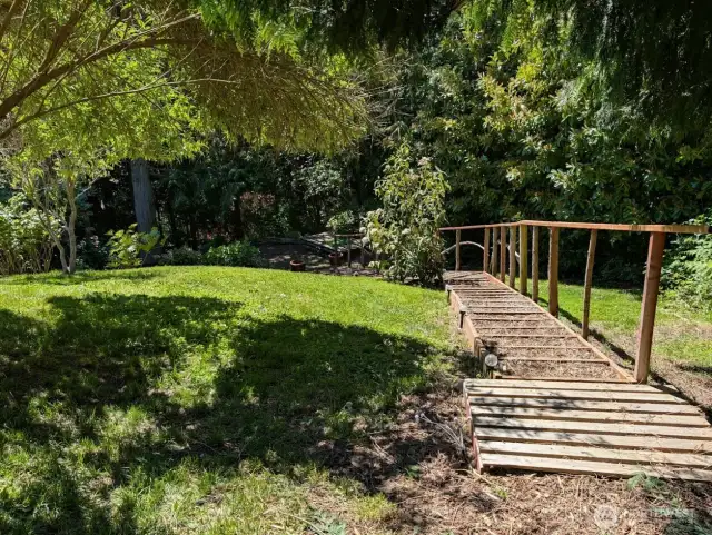 Stairway to the uppper yard.