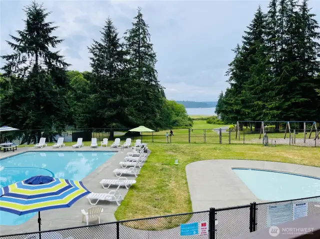 Swimming pool and the childrens pool.