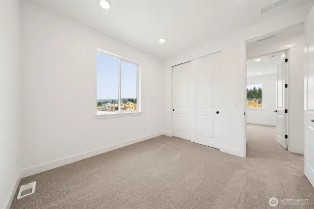Secondary bedroom 2