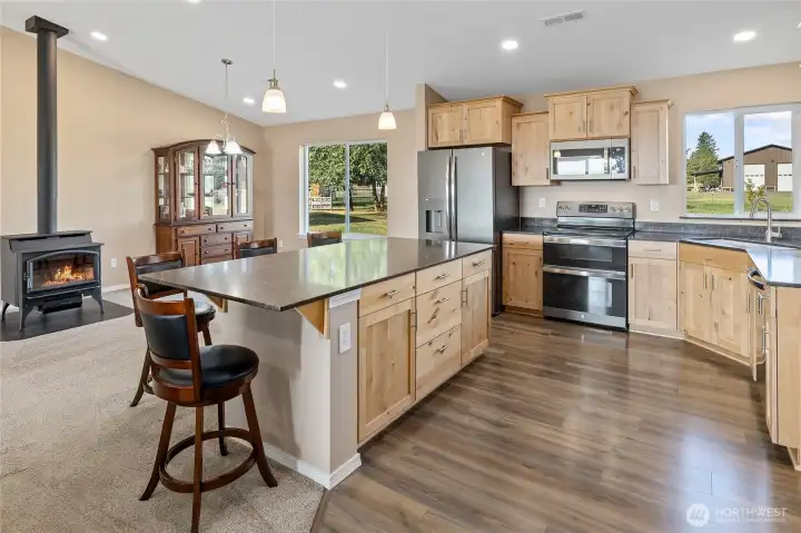 More kitchen