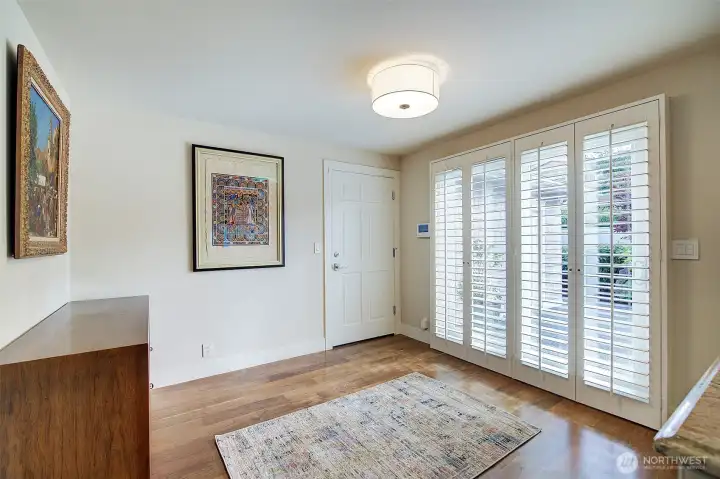 Bonus area perfect for making dinners plans/menus with desk or extra eating area. Opens up to private small patio for that morning cup of coffee.