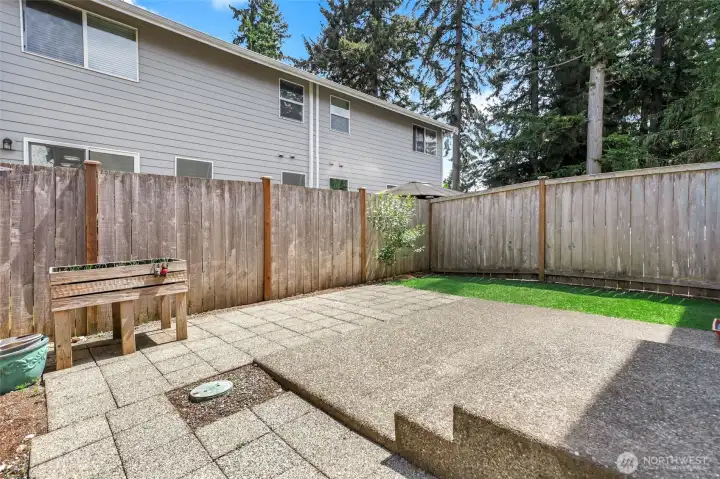 Perfectly flat, fenced, low maintenance yard. Perfectly flat, fenced, low maintenance yard.