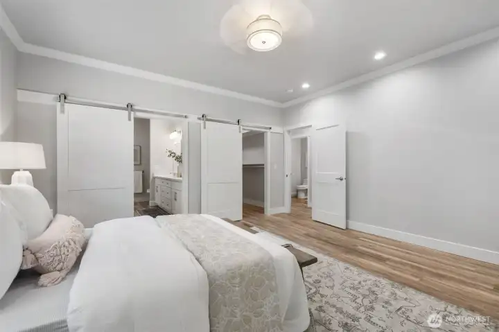 Main-level primary bedroom