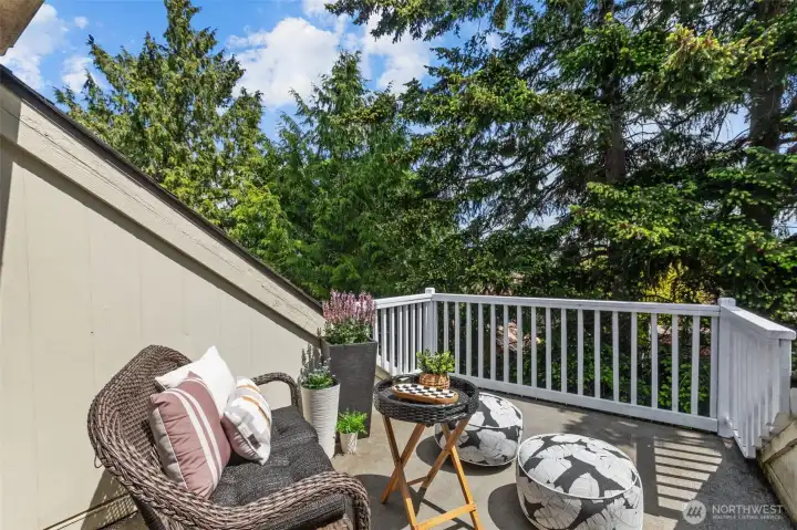 Sunny balcony off 2nd level bedroom brings in tons of natural light. Sunny balcony off 2nd level bedroom brings in tons of natural light.