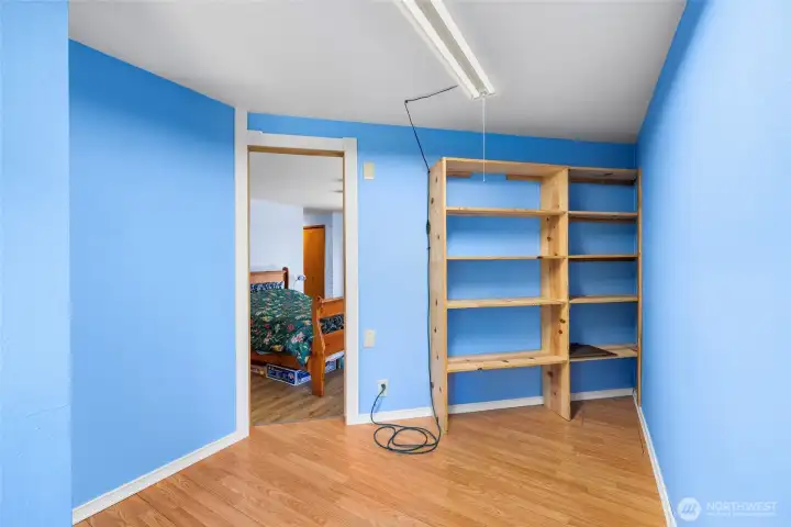 extra space for hobby, craft or storage