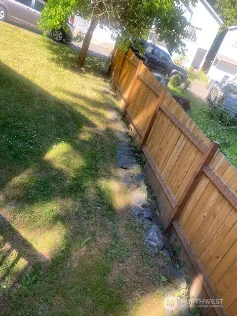 Park like corner lot