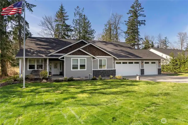 Welcome to this wonderful, single-story home in Tacoma on 2 acres!