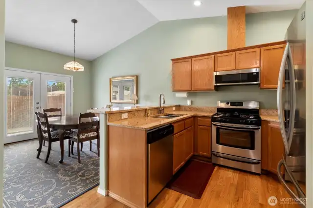 KITCHEN
