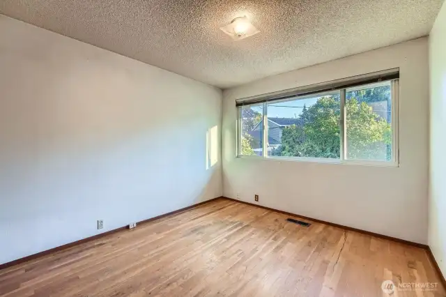2nd bedroom offers plenty of space