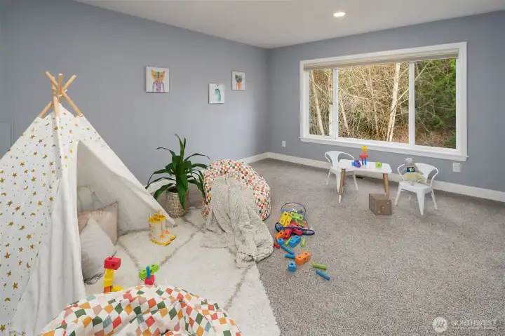 Fourth Bedroom/Bonus Room