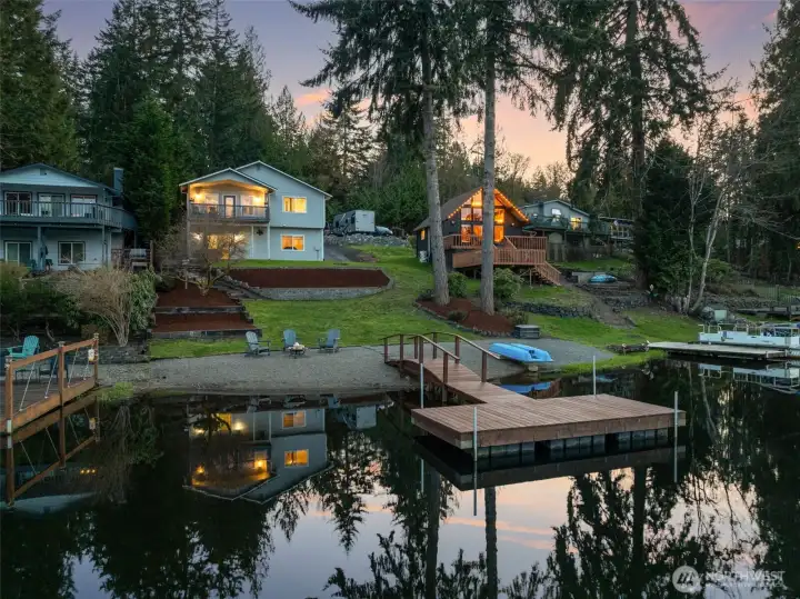 A beautiful reflection... makes you feel incredibly grateful.