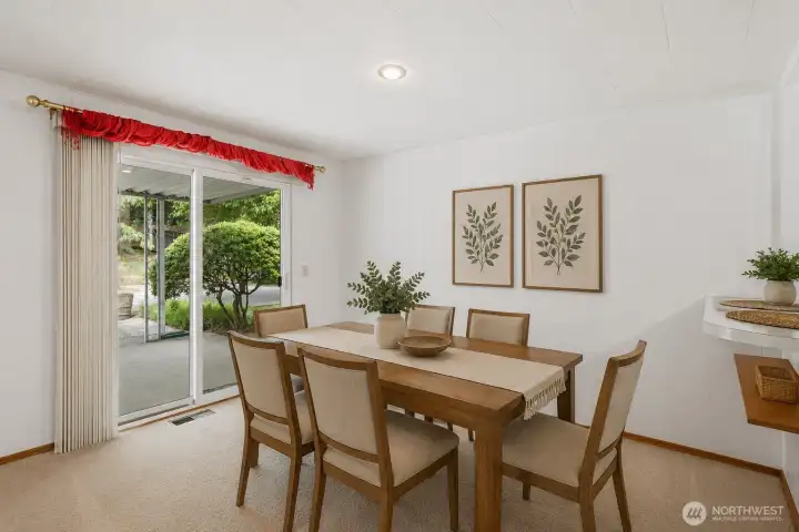 There is even room in this space for a breakfast table and chairs! There is even room in this space for a breakfast table and chairs!