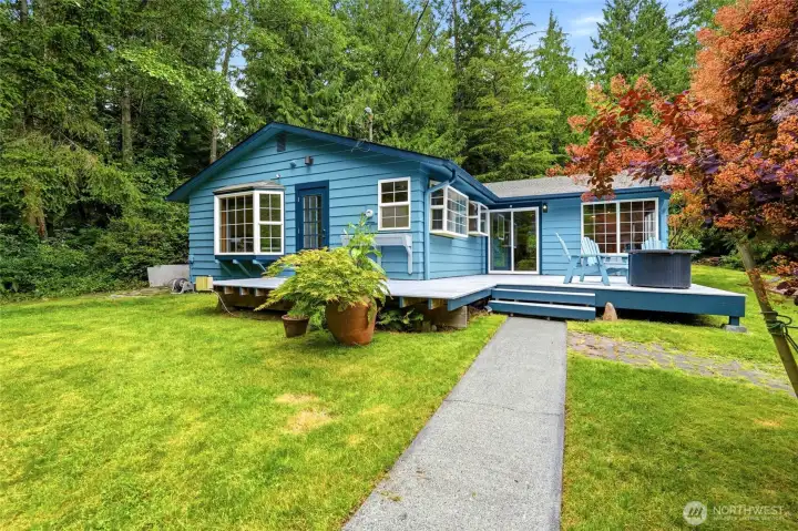 Charming single-level Deer Lake home with fresh exterior paint, carport parking, and freshly graveled driveway on South Whidbey Island. Charming single-level Deer Lake home with fresh exterior paint, carport parking, and freshly graveled driveway on South Whidbey Island.