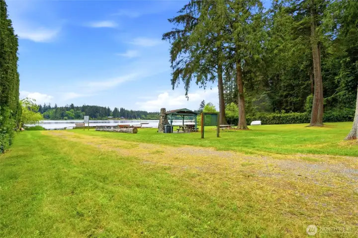 Private Deer Lake community dock and boat launch offering easy access to boating, fishing, paddleboarding and kayaking. Private Deer Lake community dock and boat launch offering easy access to boating, fishing, paddleboarding and kayaking.