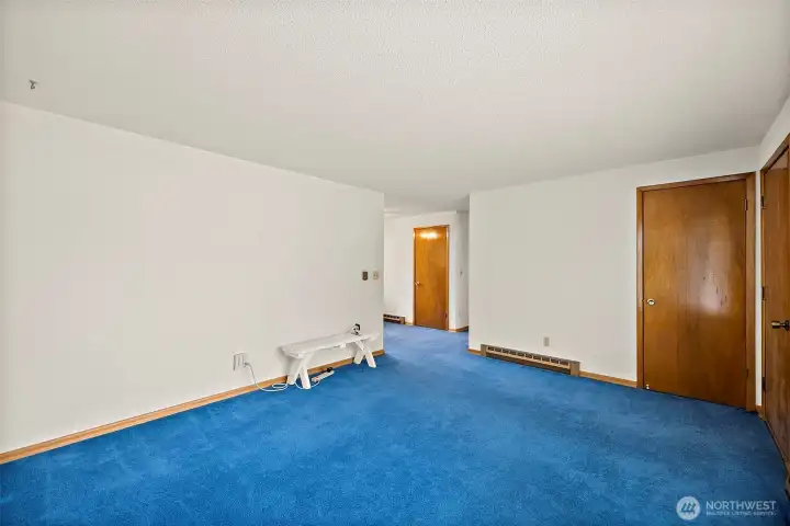 When you come to see this home, you can’t help but notice all the doors are finished and in great condition and look so nice.