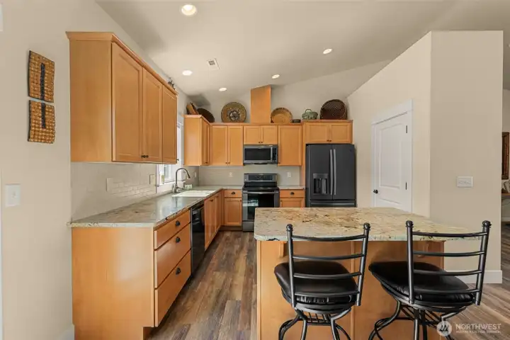 Black stainless steel appliances.