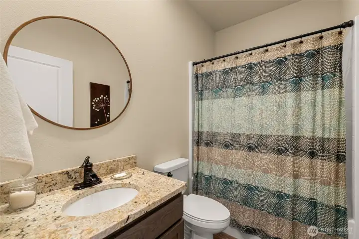 Guest bath.