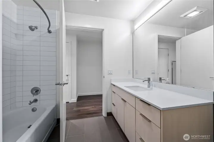 Tub