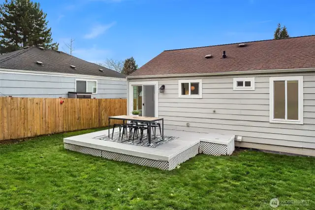 Sweet gem in West Seattle is picture perfect! Welcome home!