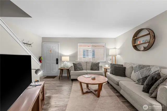 Main level - Living Room