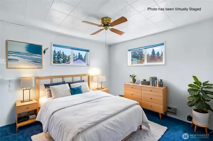 2nd bedroom