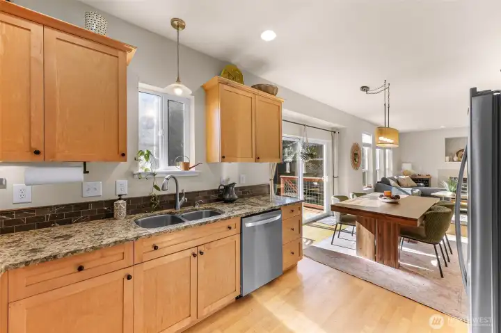 Stainless appliances...Fridge is one year new!