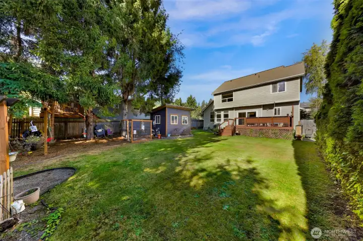 Fully fence yard