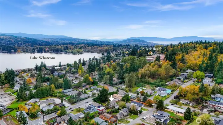 Just two blocks from Silver Beach School and moments from the trail system off Alice St.