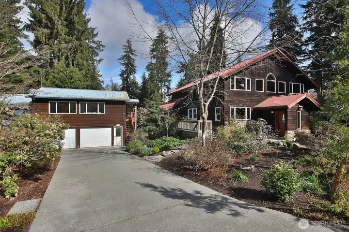 The ADU over the garage is the ideal guest house, home office, or rental.