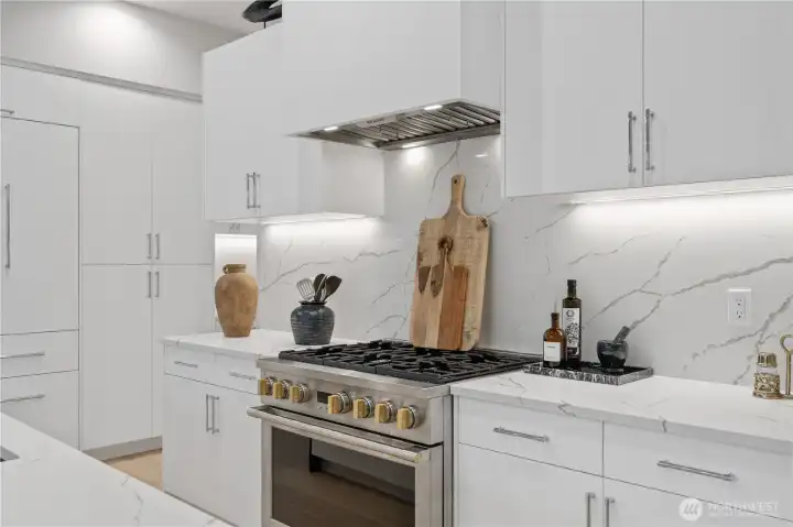 Effortless flow between kitchen, dining, and living. Ideal for entertaining.