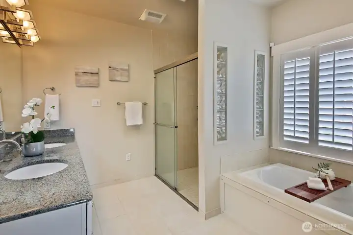 5 piece primary bath