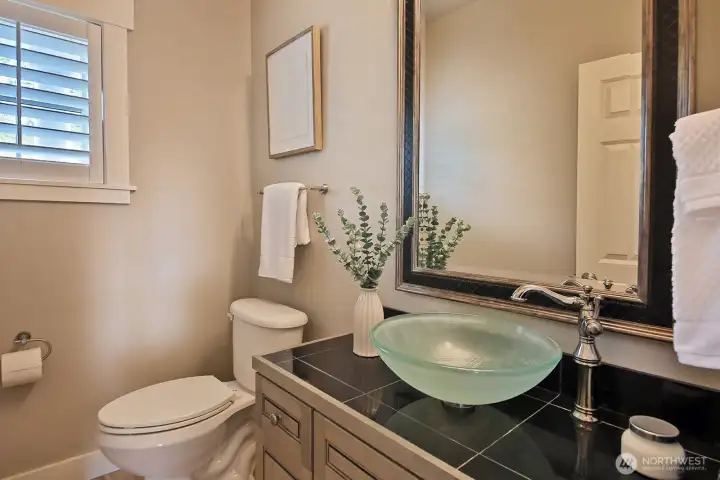 powder room on main