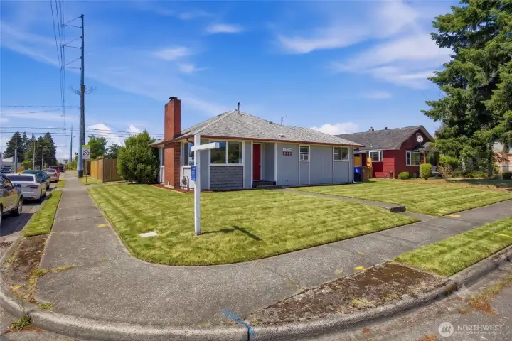 AI generated photo showing the yard mowed and trimmed