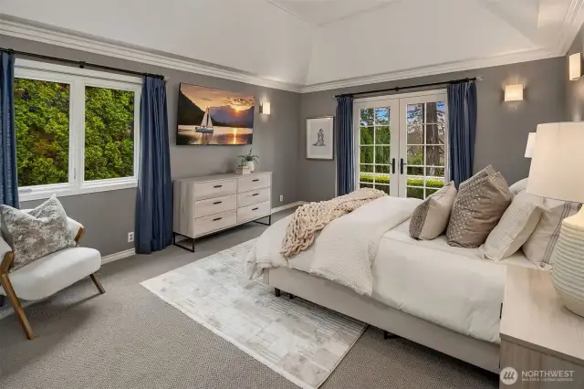 Main floor primary bedroom