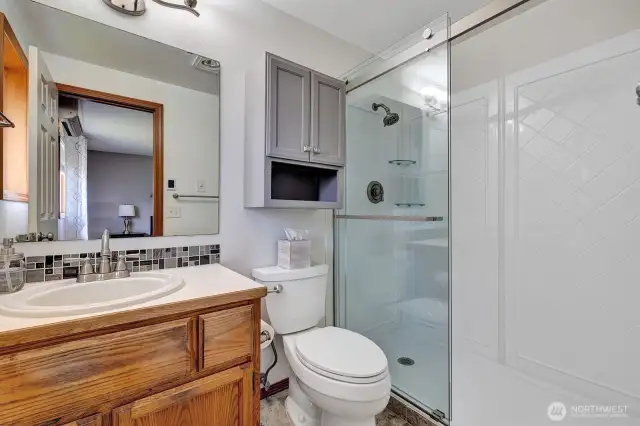 Primary bath