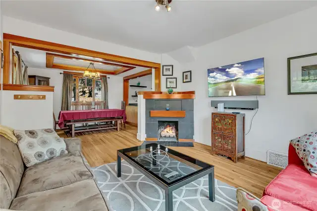 Large living room with gas fireplace