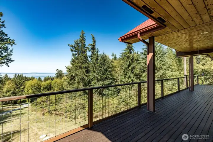 West Facing Deck