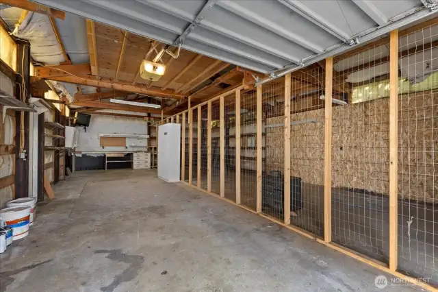 A look inside the garage/shop.