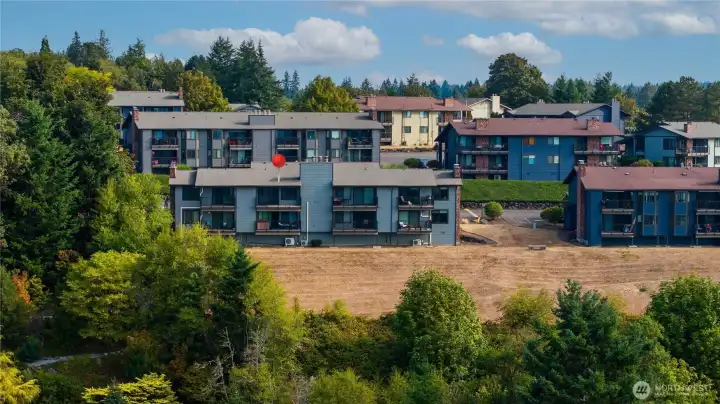 From the top floor balcony, you get spectacular views every day!